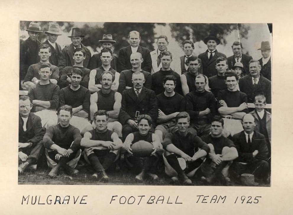 MULGRAVE FOOTBALL TEAM 1925